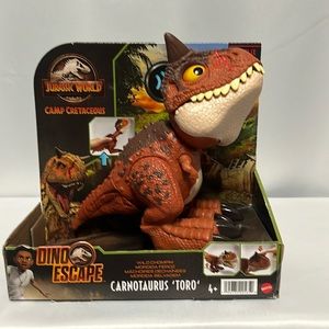 Jurassic World Camp Cretaceous, Wild Chompin, Carnotaurus ‘TORO’ Action Figure